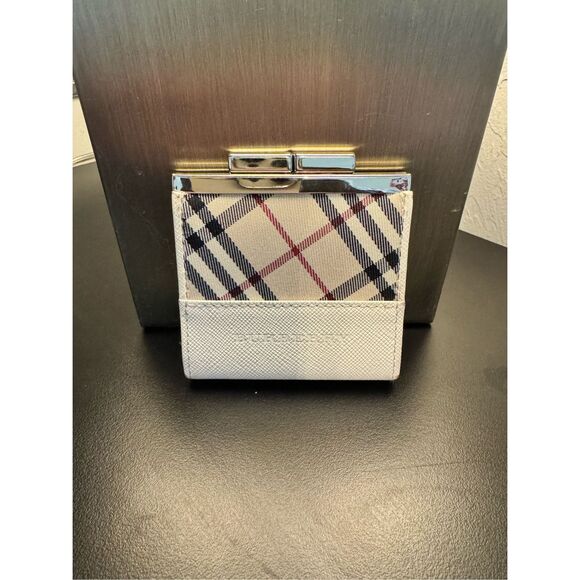 Rare Burberry Mini Coin Pouch - Picture 1 of 7
